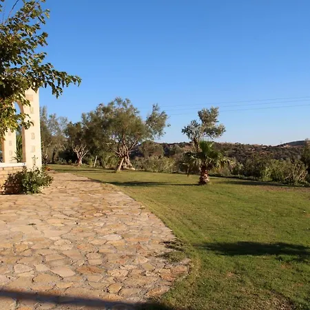 Petra-mare 2 * Triopetra